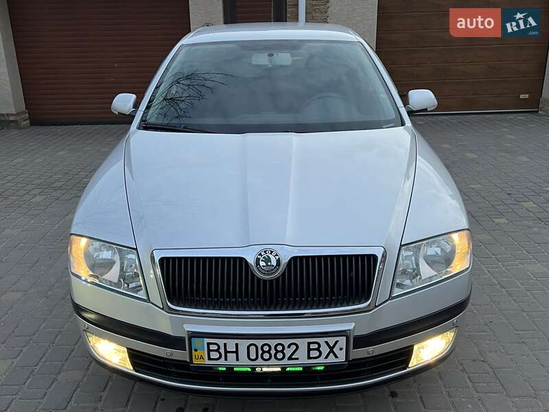 Лифтбек Skoda Octavia 2006 в Одессе