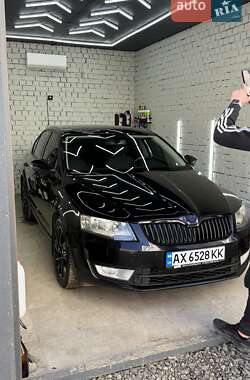 Лифтбек Skoda Octavia 2013 в Харькове