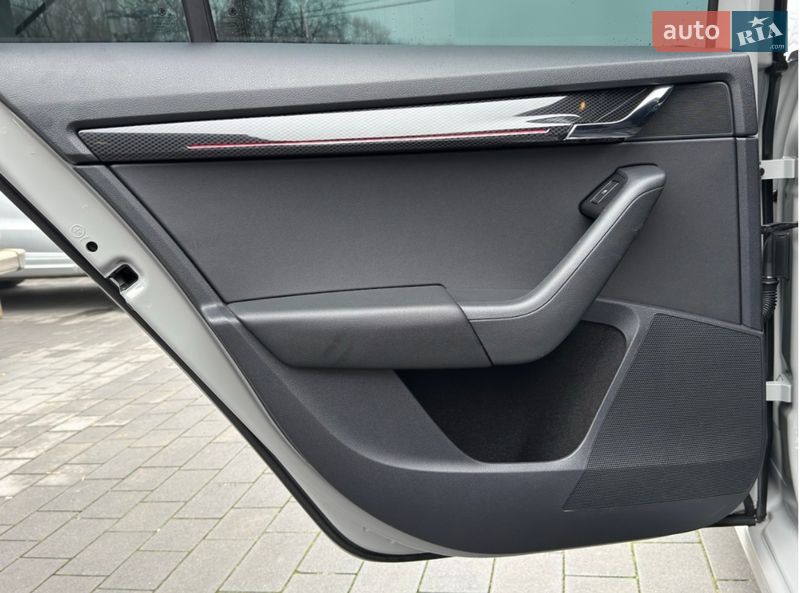 Универсал Skoda Octavia 2019 в Черновцах