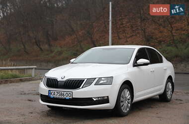 Лифтбек Skoda Octavia 2019 в Киеве