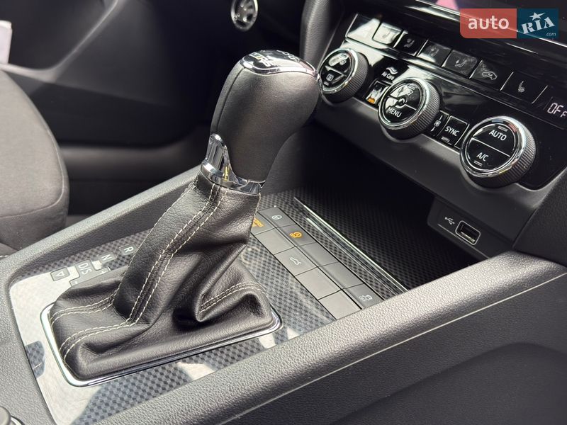 Универсал Skoda Octavia 2019 в Черновцах