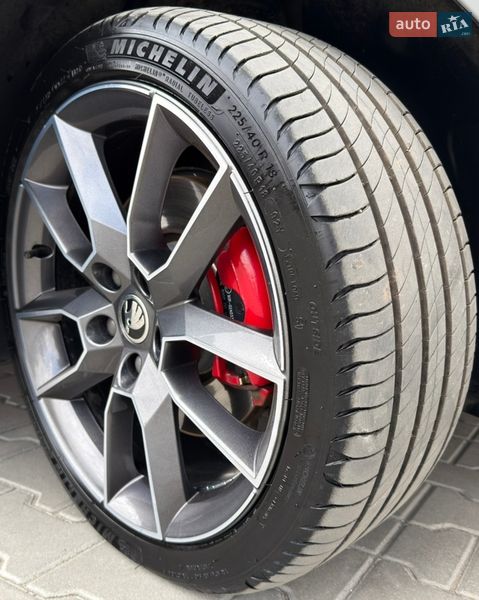 Универсал Skoda Octavia 2019 в Черновцах