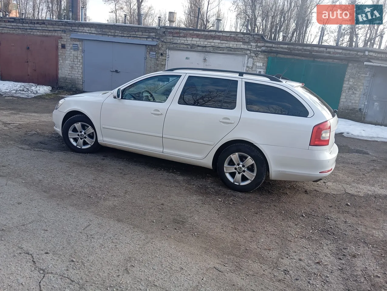 2011 Skoda Octavia - мініатюра 12