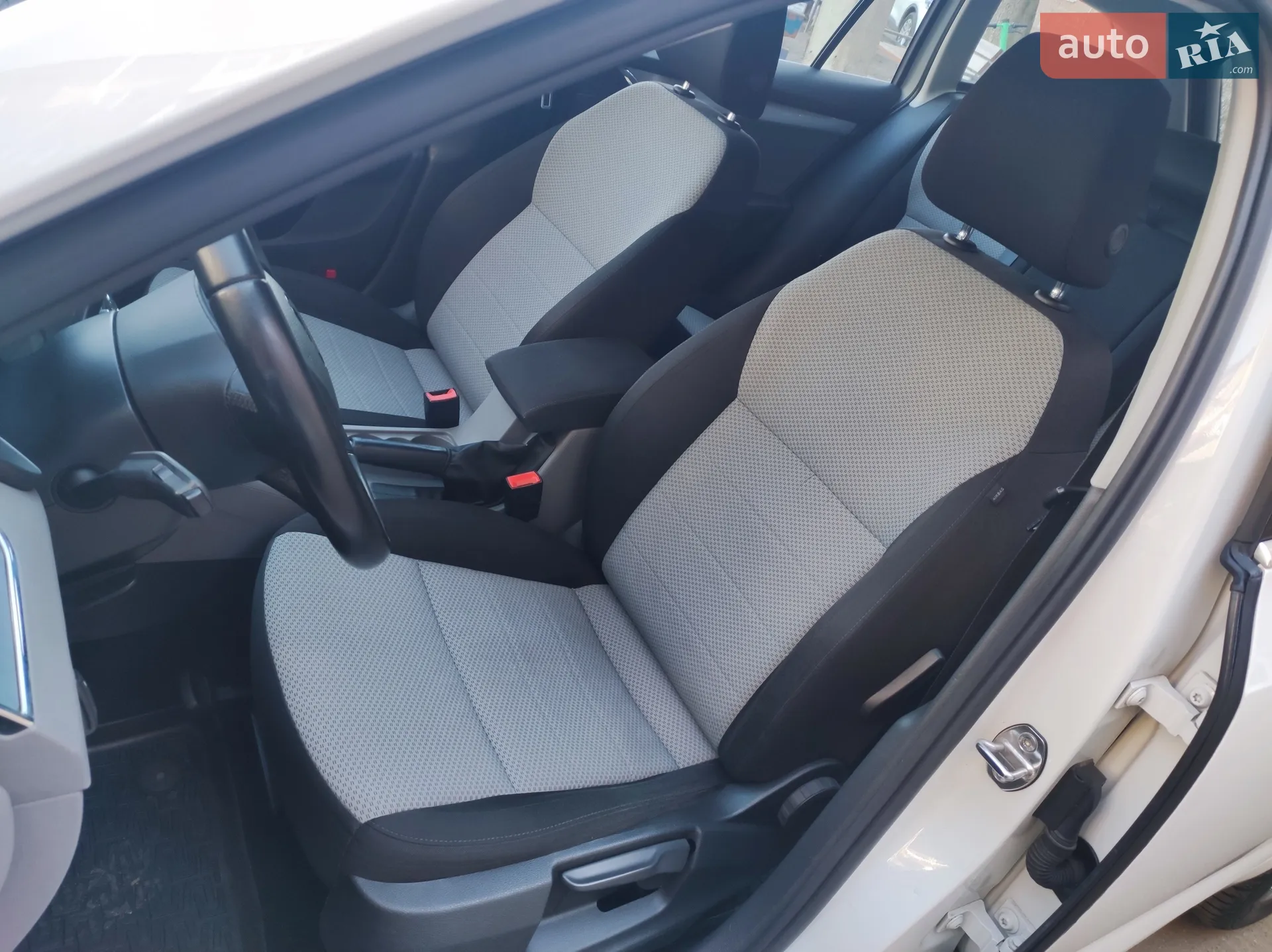 2015 Skoda Octavia - мініатюра 16