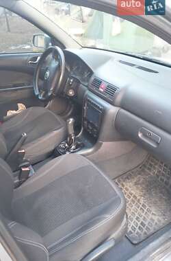 Универсал Skoda Octavia 2003 в Днепре