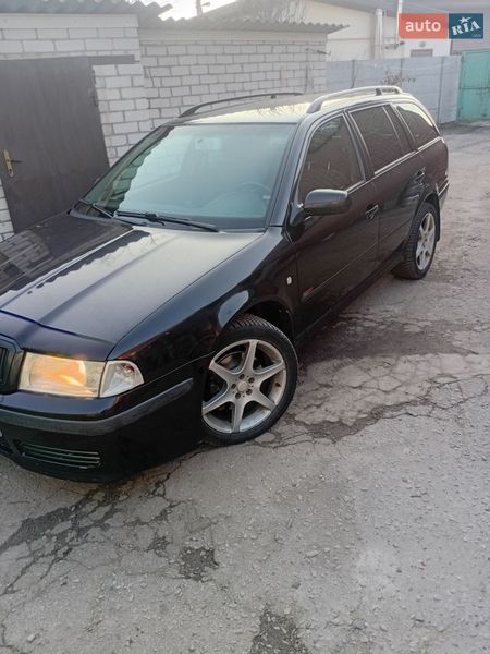 Универсал Skoda Octavia 2003 в Харькове