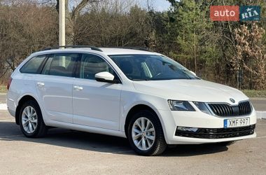 Универсал Skoda Octavia 2018 в Радивилове