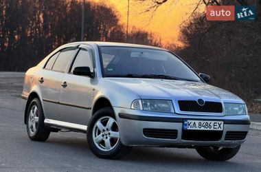 Лифтбек Skoda Octavia 2004 в Мене