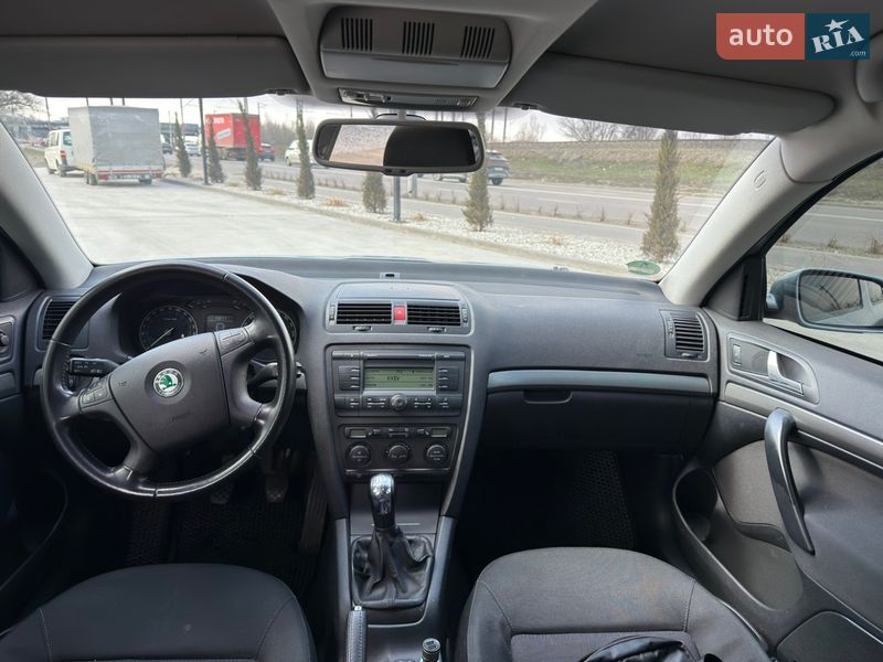 Лифтбек Skoda Octavia 2006 в Киеве