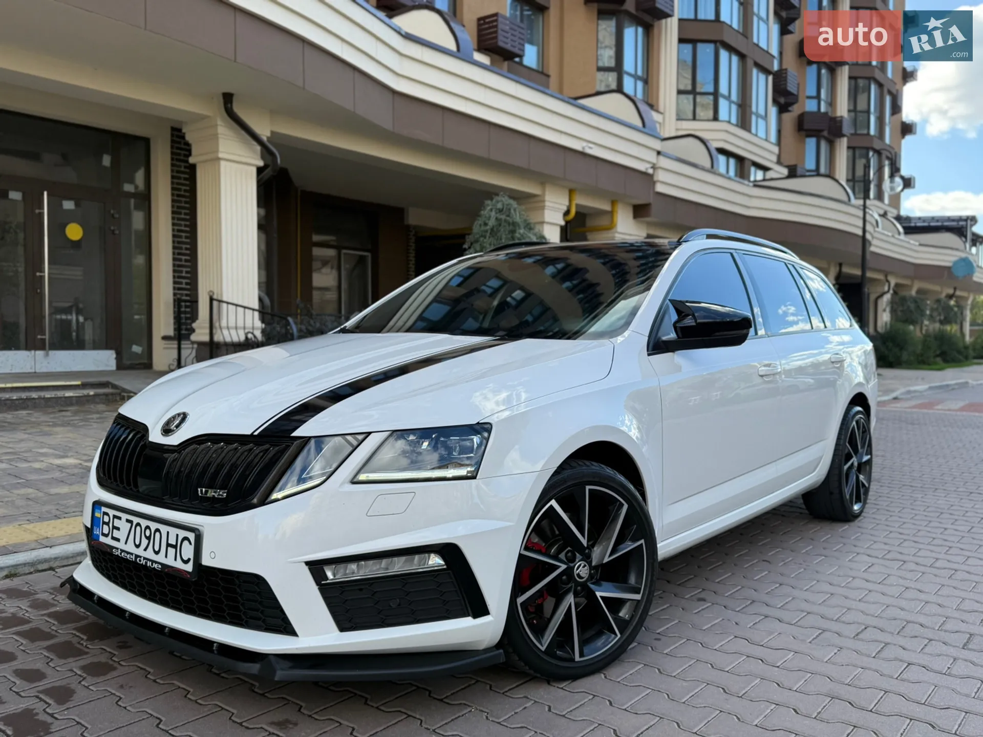 2019 Skoda Octavia - мініатюра 2