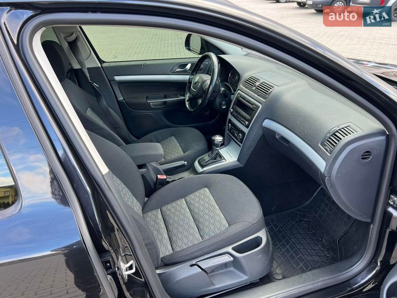 Универсал Skoda Octavia 2010 в Сторожинце