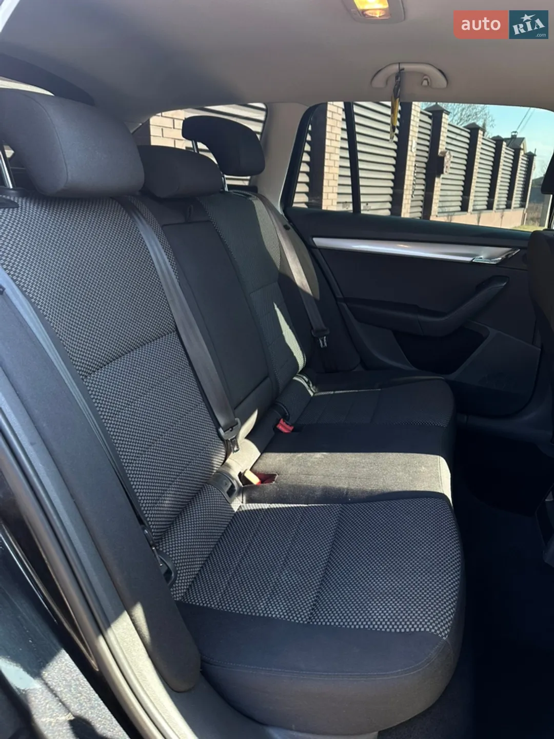 2015 Skoda Octavia - мініатюра 23