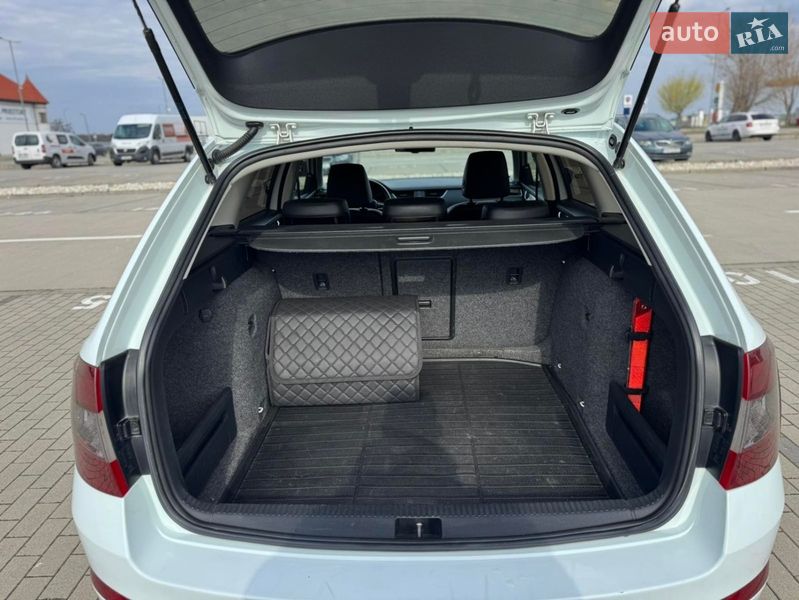 Универсал Skoda Octavia 2015 в Ужгороде