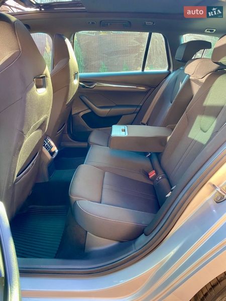 Универсал Skoda Octavia 2020 в Киеве