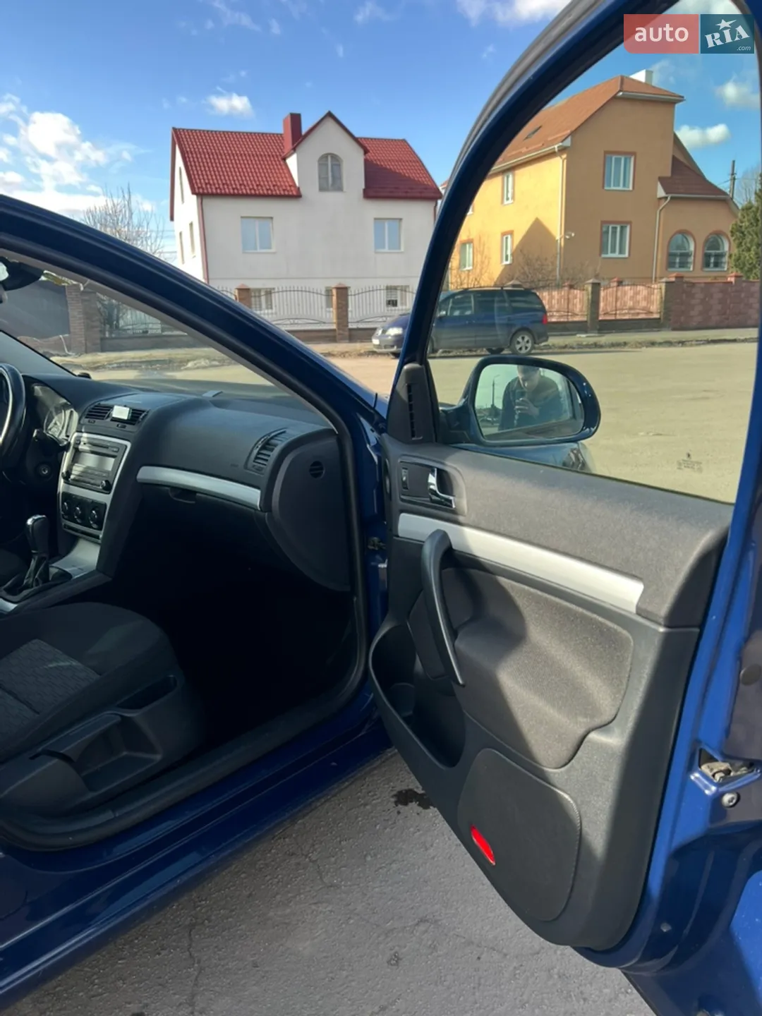 2010 Skoda Octavia - мініатюра 11