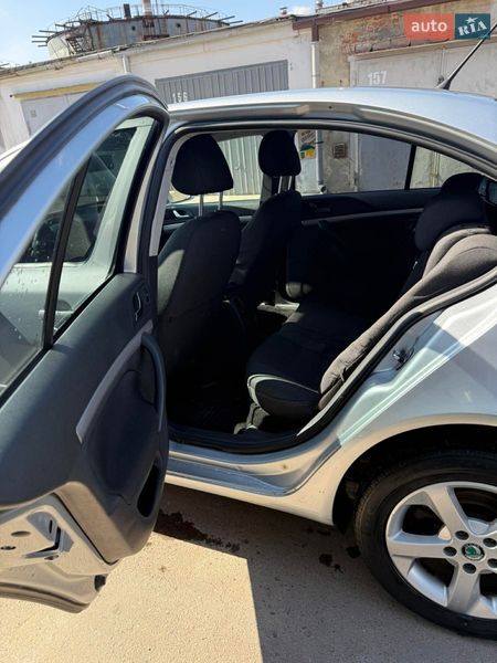 Лифтбек Skoda Octavia 2012 в Львове фото 3 Лифтбек Skoda Octavia 2012 в Львове