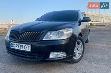 Универсал Skoda Octavia 2009 в Львове