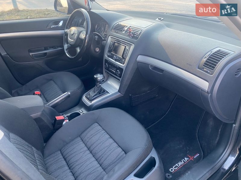 Универсал Skoda Octavia 2009 в Львове фото 24 Универсал Skoda Octavia 2009 в Львове