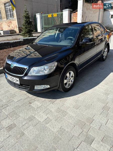 Лифтбек Skoda Octavia 2011 в Львове фото Лифтбек Skoda Octavia 2011 в Львове