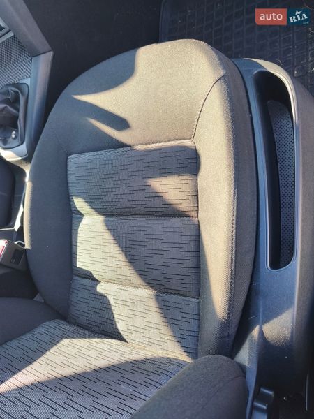 Лифтбек Skoda Octavia 2011 в Киеве фото 10 Лифтбек Skoda Octavia 2011 в Киеве