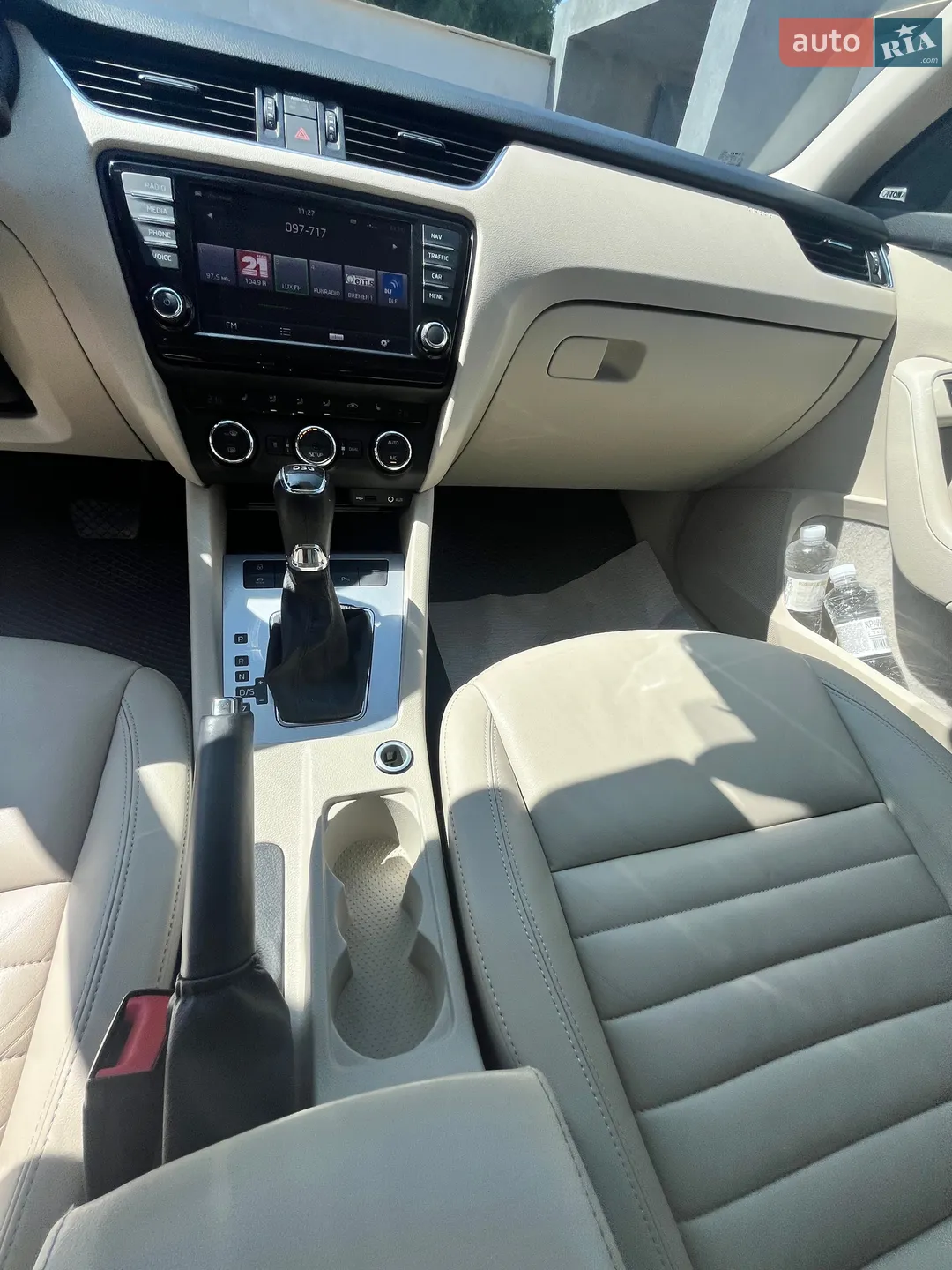 2015 Skoda Octavia - мініатюра 22