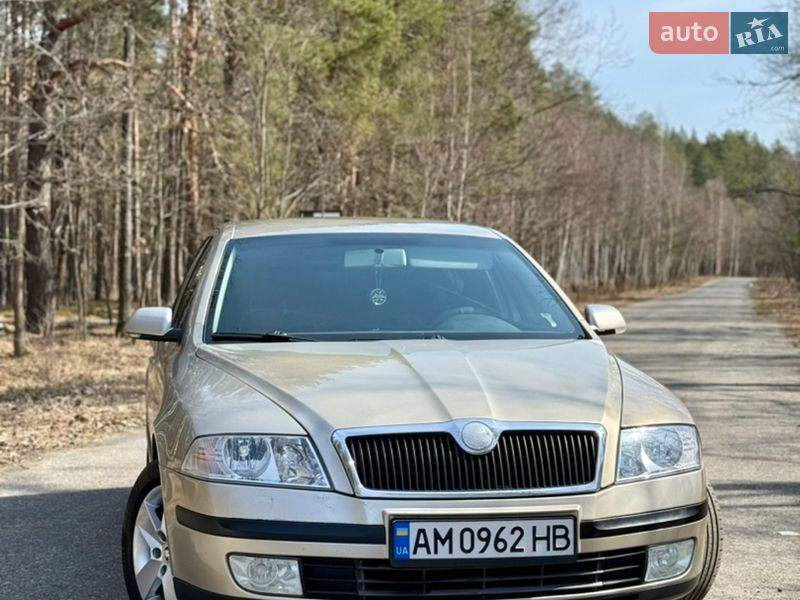 Лифтбек Skoda Octavia 2005 в Радомышле