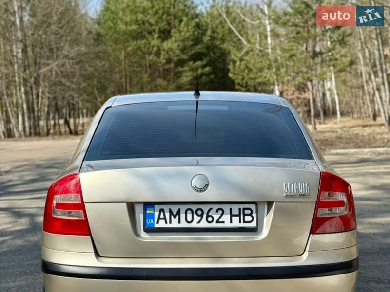 Лифтбек Skoda Octavia 2005 в Радомышле