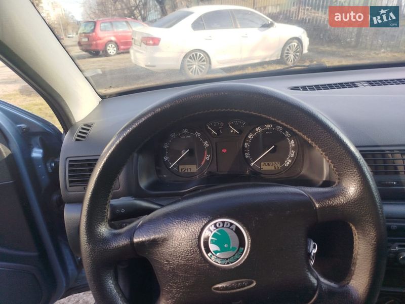 Лифтбек Skoda Octavia 2009 в Киеве