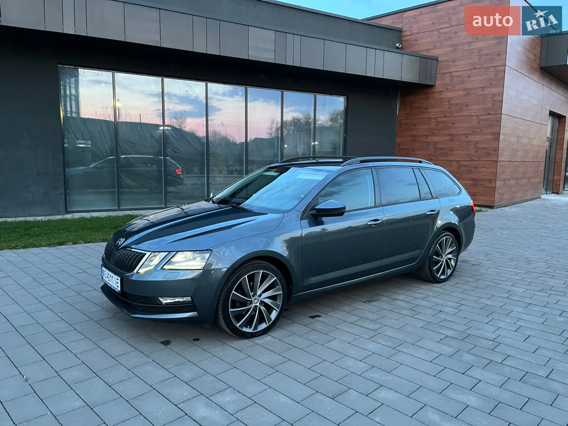 2017 Skoda Octavia - мініатюра 4