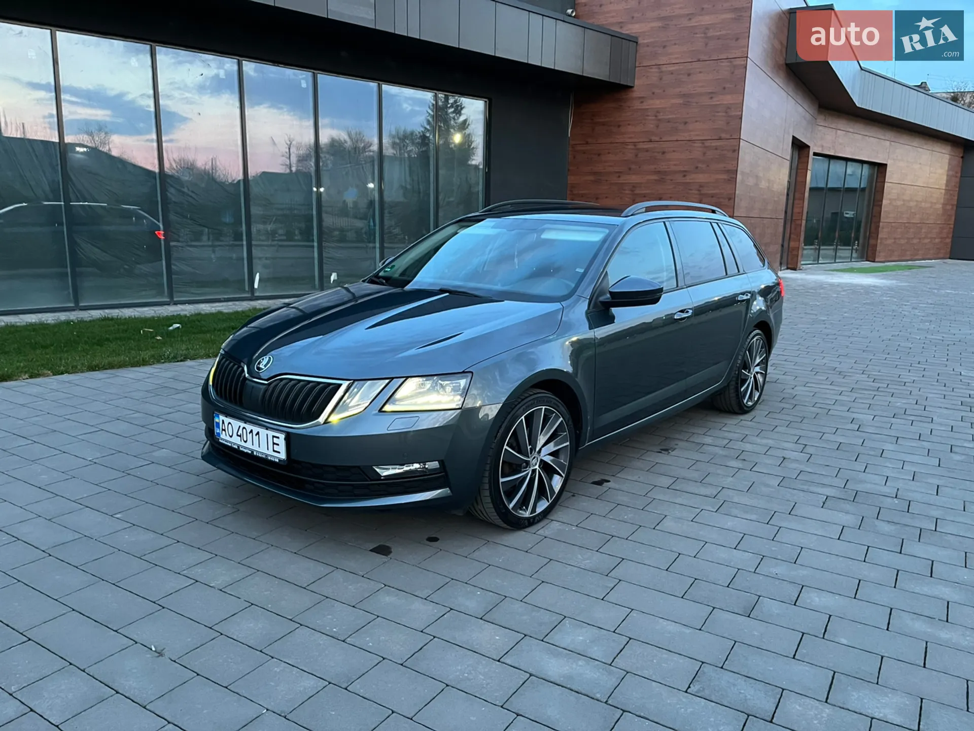 2017 Skoda Octavia - мініатюра 5
