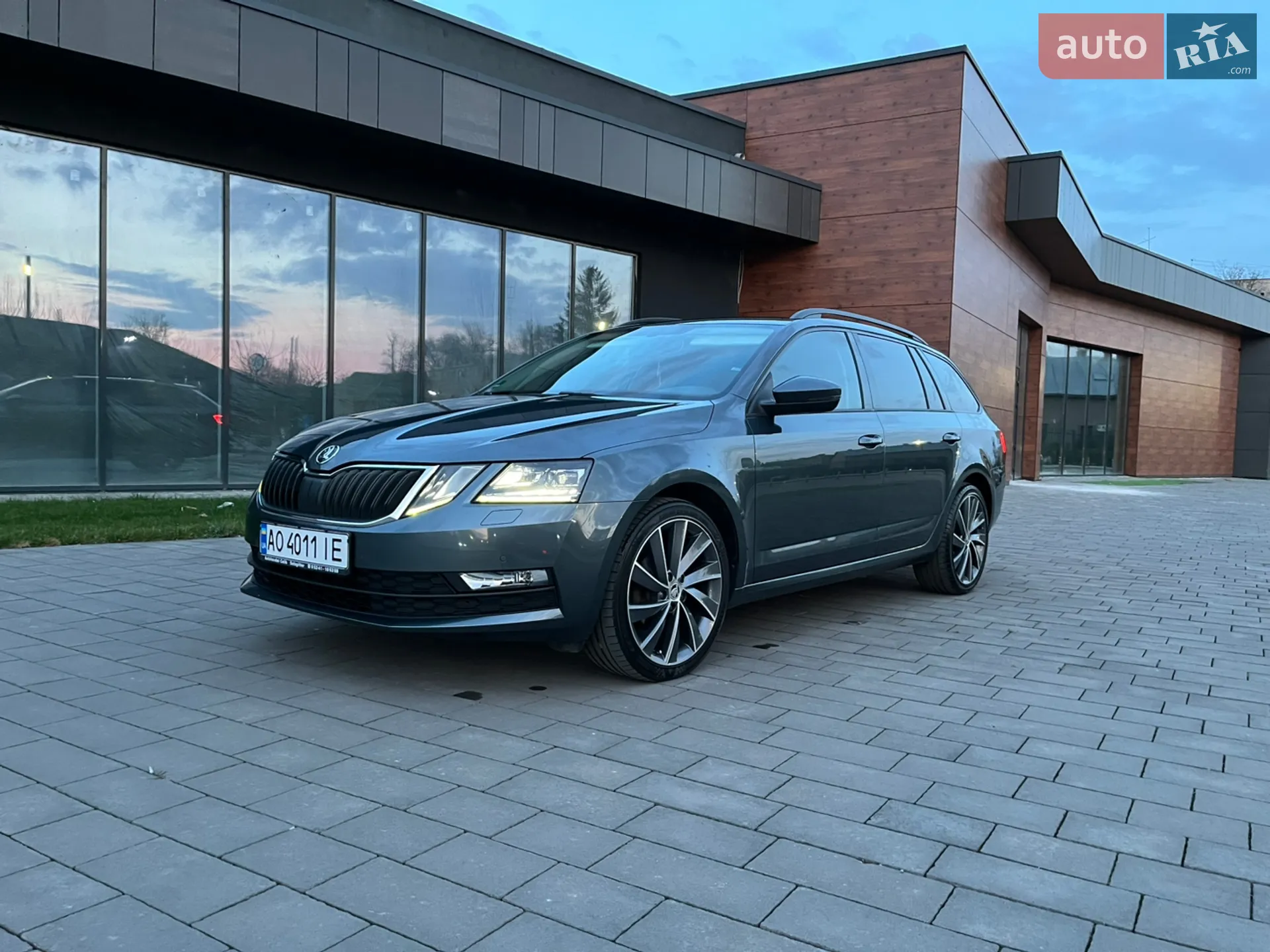 2017 Skoda Octavia - мініатюра 6