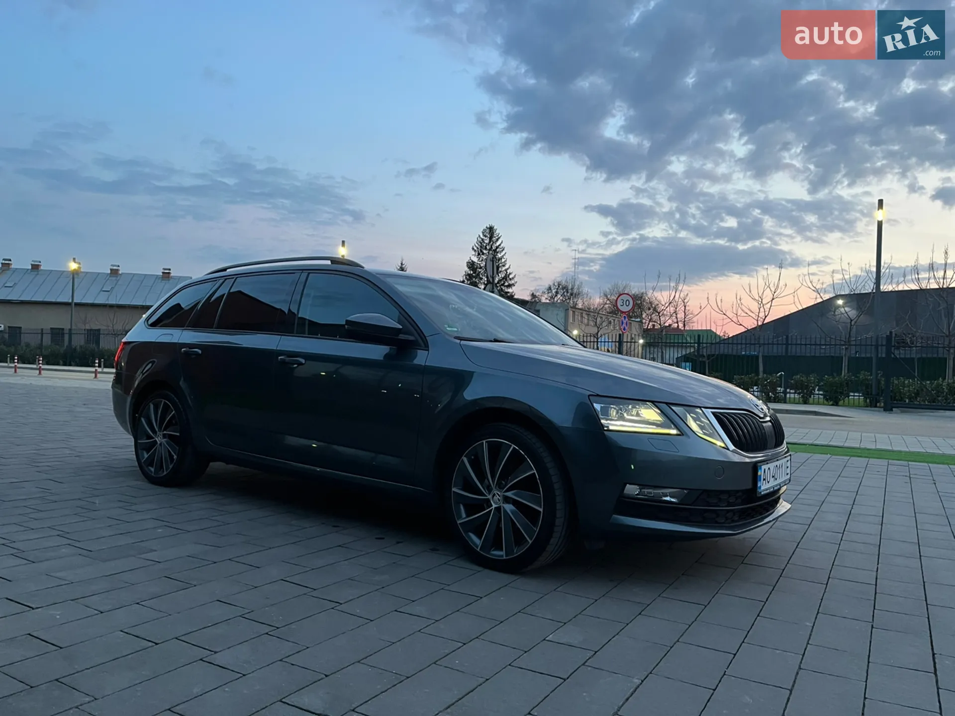 2017 Skoda Octavia - мініатюра 9