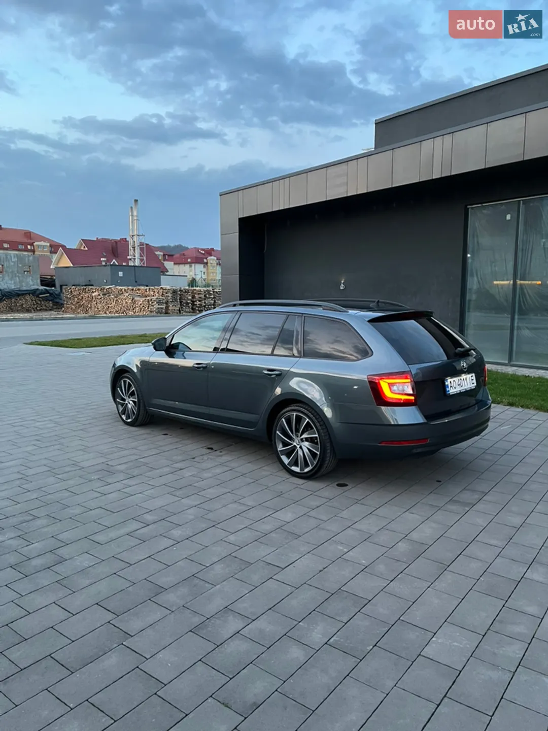 2017 Skoda Octavia - мініатюра 12