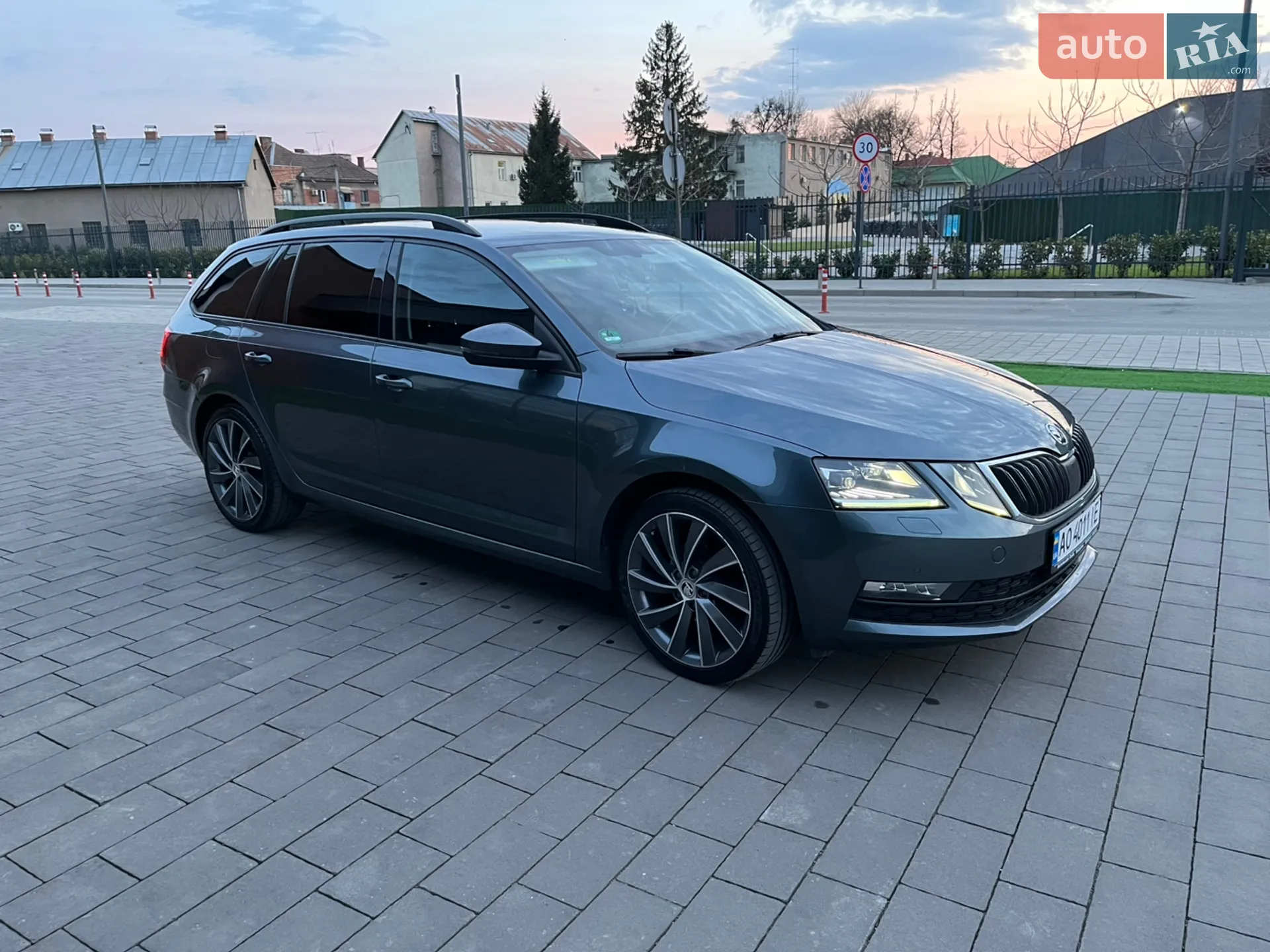 2017 Skoda Octavia - мініатюра 16