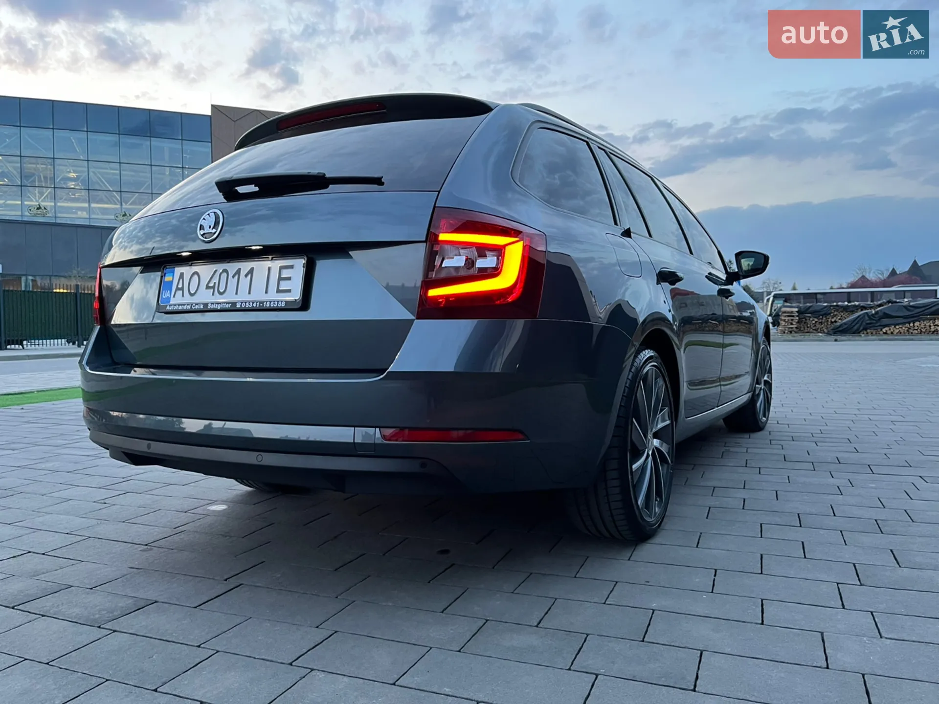 2017 Skoda Octavia - мініатюра 20