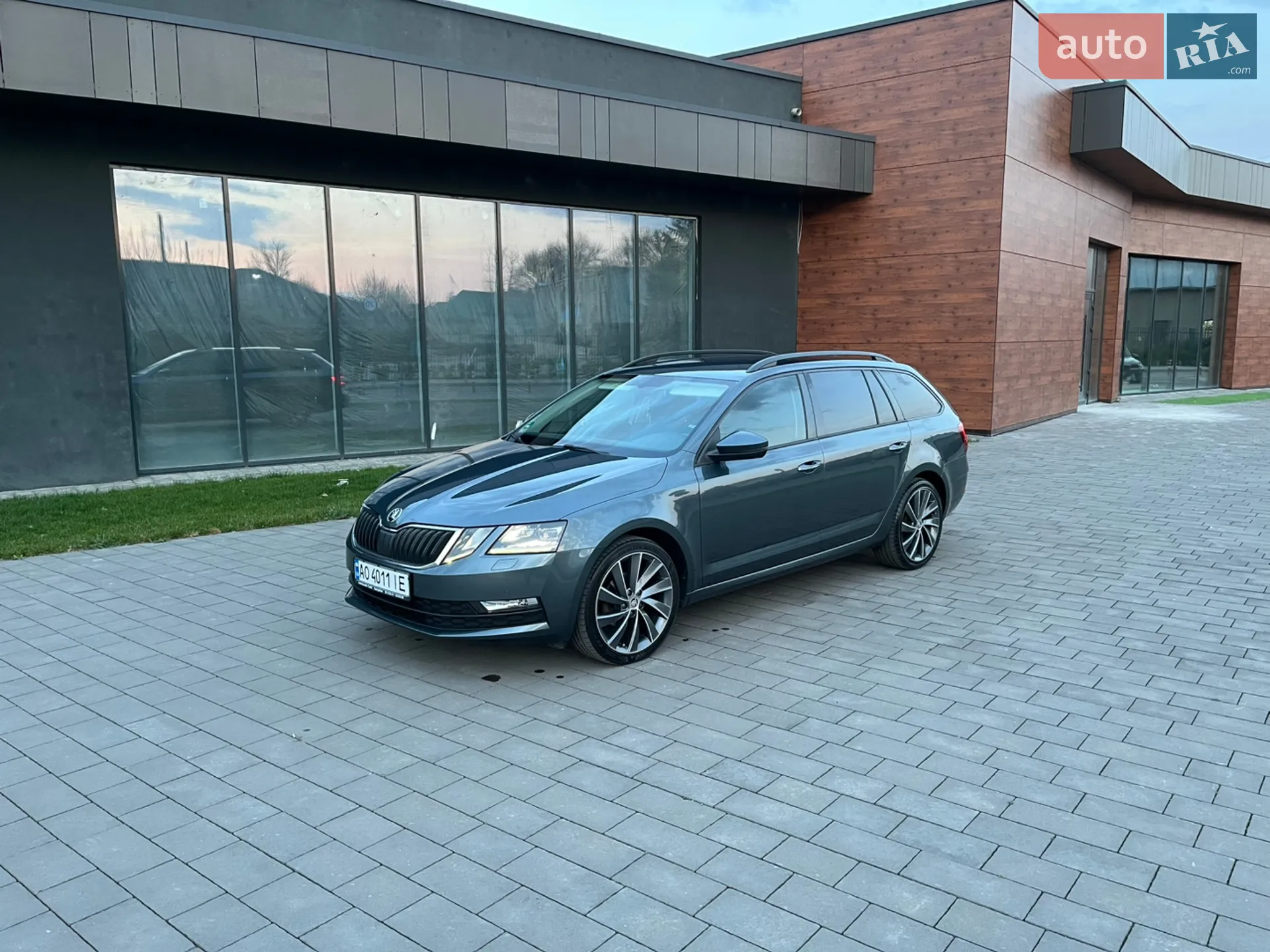 2017 Skoda Octavia - мініатюра 21