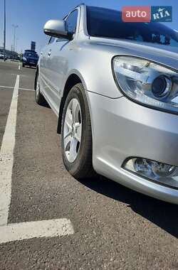 Универсал Skoda Octavia 2009 в Полтаве