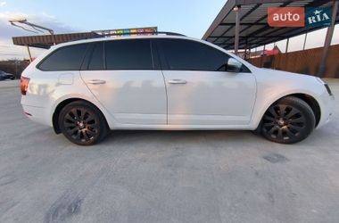 Універсал Skoda Octavia 2019 в Ужгороді