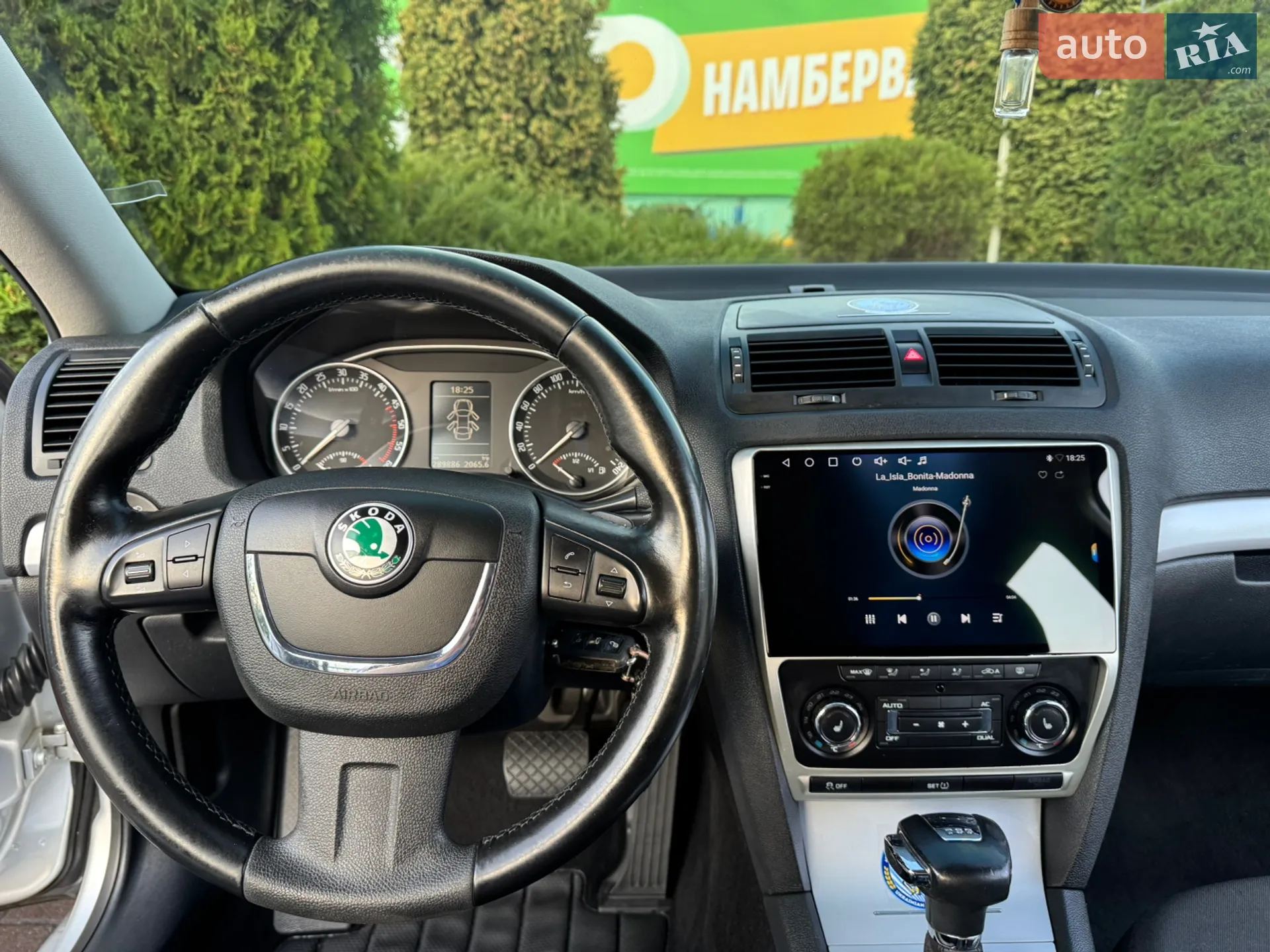 2010 Skoda Octavia - мініатюра 18