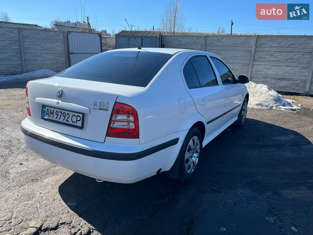 2010 Skoda Octavia - мініатюра 25