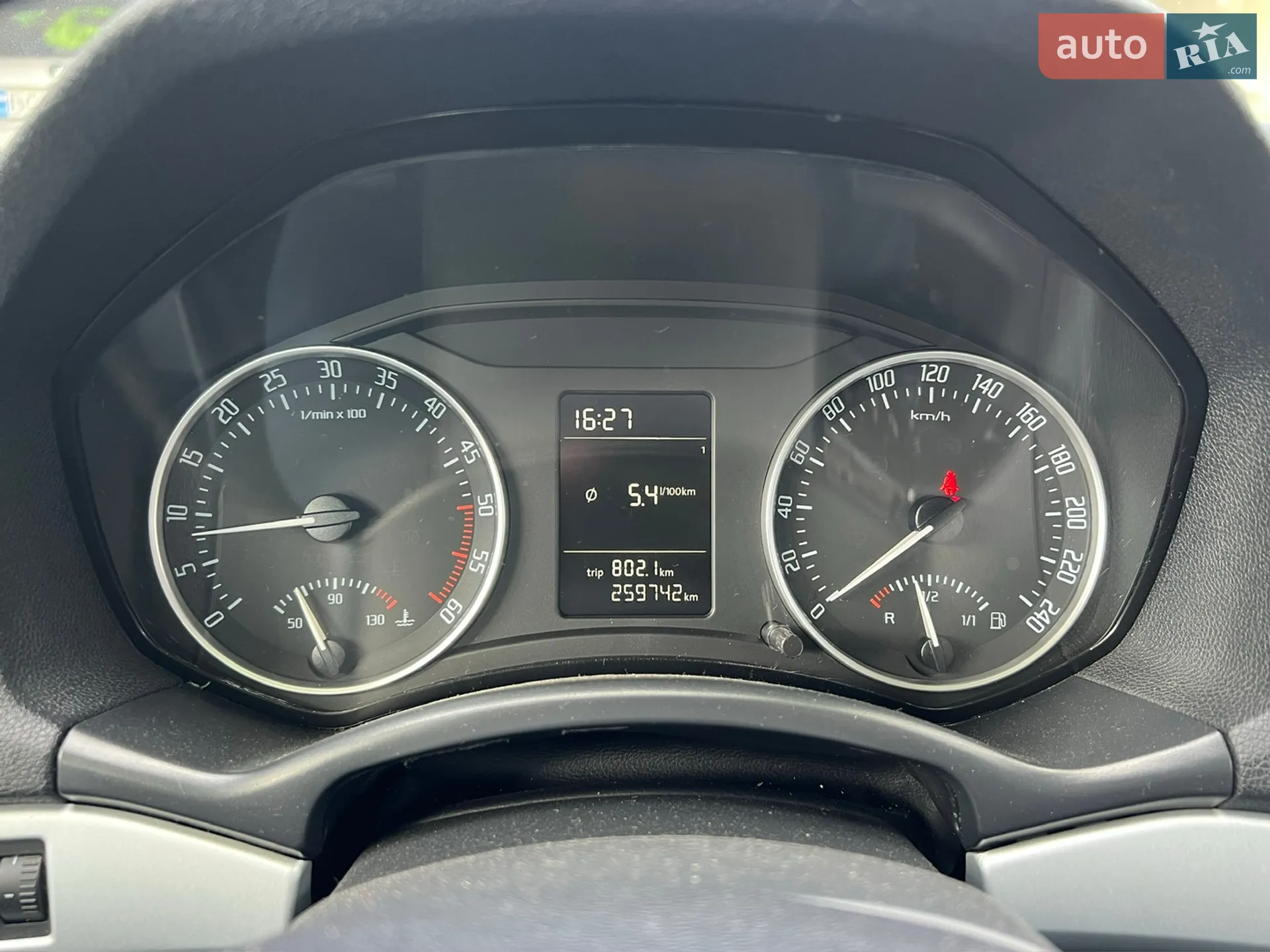 2010 Skoda Octavia - мініатюра 21