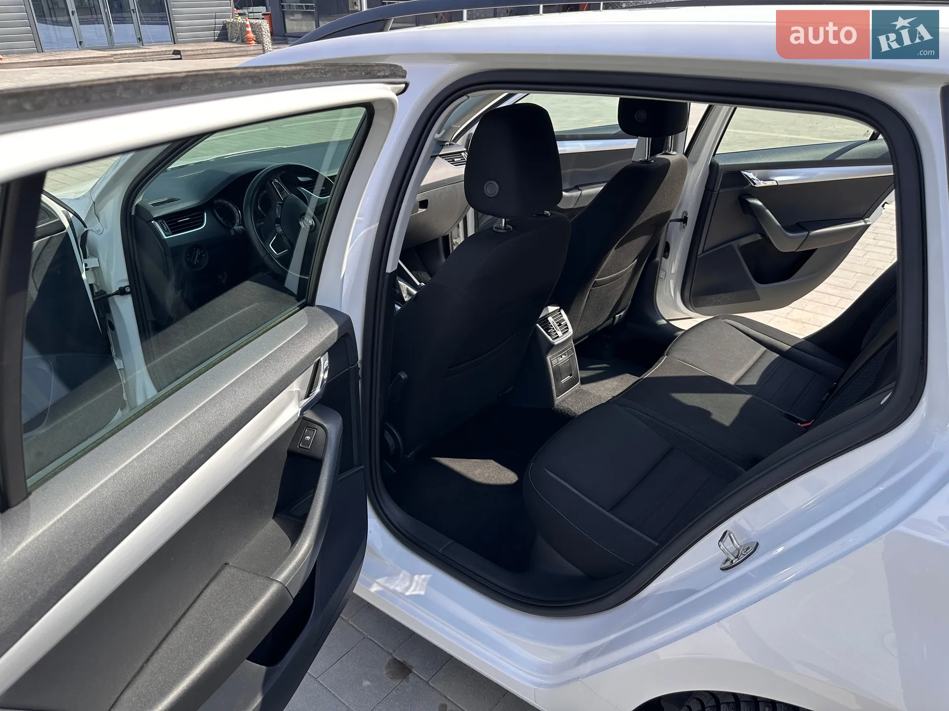 2019 Skoda Octavia - мініатюра 12