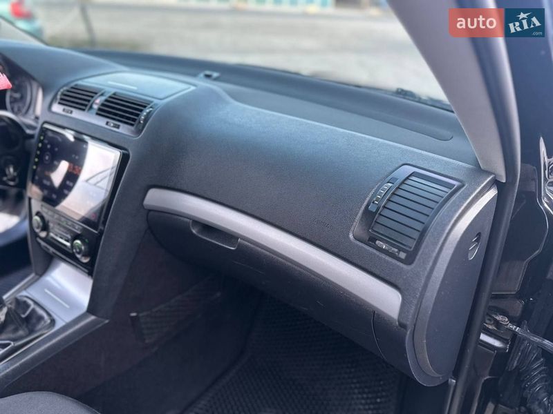 Ліфтбек Skoda Octavia 2009 в Теофіполі