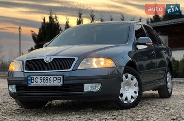 Ліфтбек Skoda Octavia 2004 в Самборі