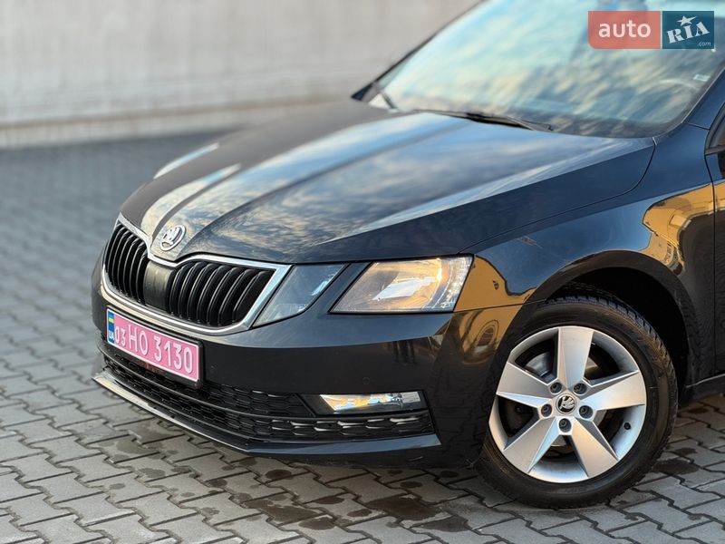 Универсал Skoda Octavia 2019 в Луцке фото 3 Универсал Skoda Octavia 2019 в Луцке