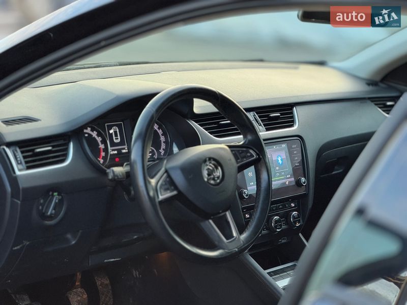 Универсал Skoda Octavia 2019 в Луцке фото 35 Универсал Skoda Octavia 2019 в Луцке