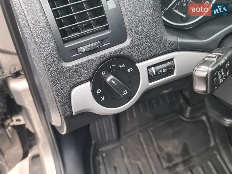 Универсал Skoda Octavia 2012 в Остроге