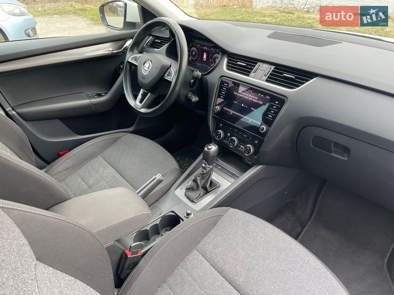 Универсал Skoda Octavia 2019 в Бердичеве фото 25 Универсал Skoda Octavia 2019 в Бердичеве