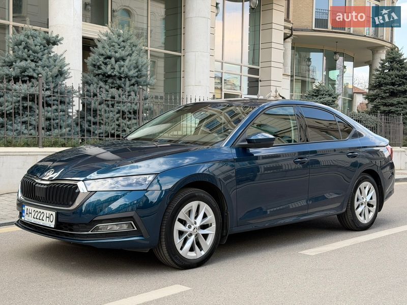 Лифтбек Skoda Octavia 2021 в Киеве