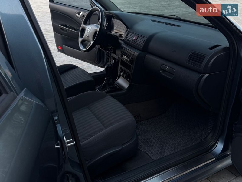 Універсал Skoda Octavia 2005 в Полтаві